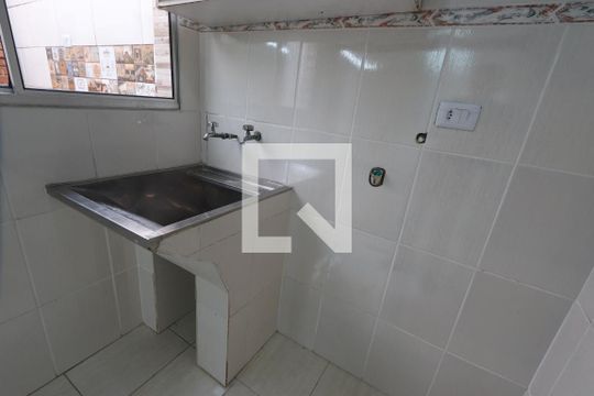 Área de Serviço de casa para alugar com 3 quartos, 170m² em Jardim Vila Formosa, São Paulo