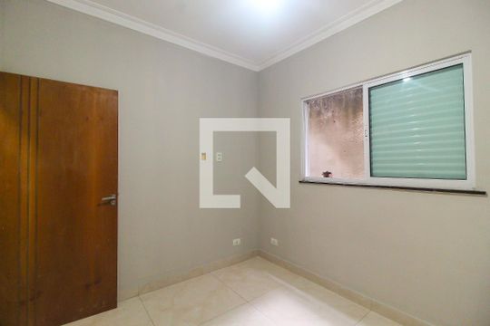 Quarto 3 de casa de condomínio à venda com 3 quartos, 380m² em Conjunto Residencial José Bonifácio, São Paulo