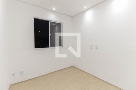 Quarto 2 de apartamento para alugar com 2 quartos, 40m² em Vila Norma, São Paulo