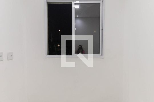 Quarto 1 de apartamento para alugar com 2 quartos, 40m² em Vila Norma, São Paulo