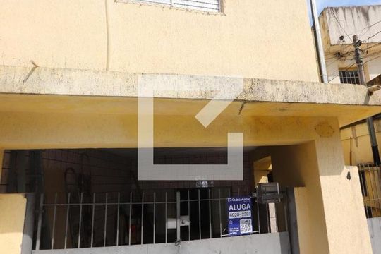 Fachada de casa para alugar com 1 quarto, 123m² em Vila Ema, São Paulo