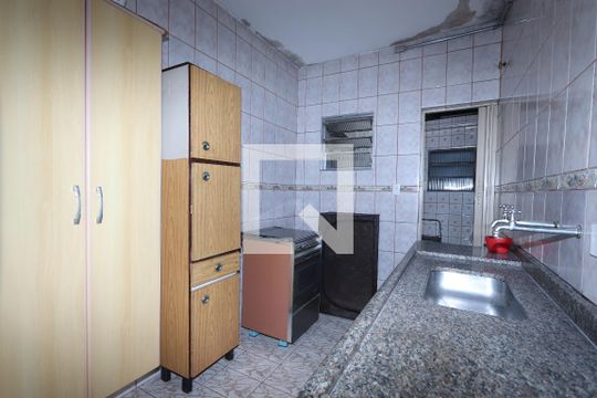 Cozinha de casa para alugar com 1 quarto, 123m² em Vila Ema, São Paulo