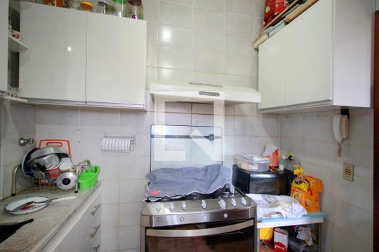 Cozinha de apartamento à venda com 2 quartos, 51m² em Alvorada, Belo Horizonte