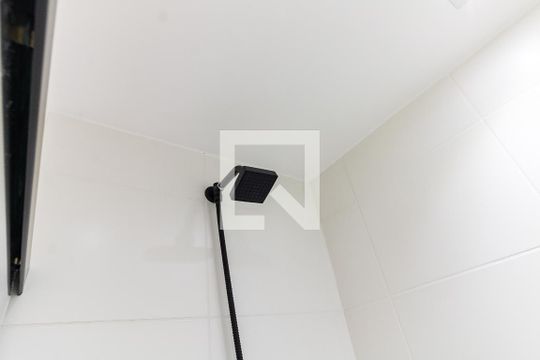 Banheiro de apartamento à venda com 1 quarto, 29m² em Jardim Prudência, São Paulo