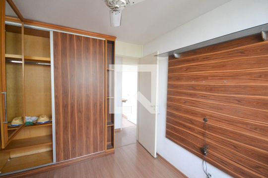 Quarto 2 de apartamento para alugar com 3 quartos, 65m² em Belford Roxo, Belford Roxo