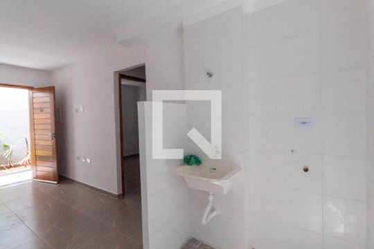 Lavanderia de apartamento para alugar com 2 quartos, 37m² em Vila Nhocuné, São Paulo