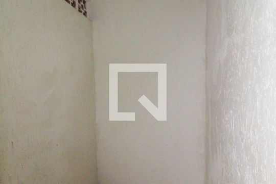 Fundos de casa para alugar com 1 quarto, 35m² em Cidade Líder, São Paulo