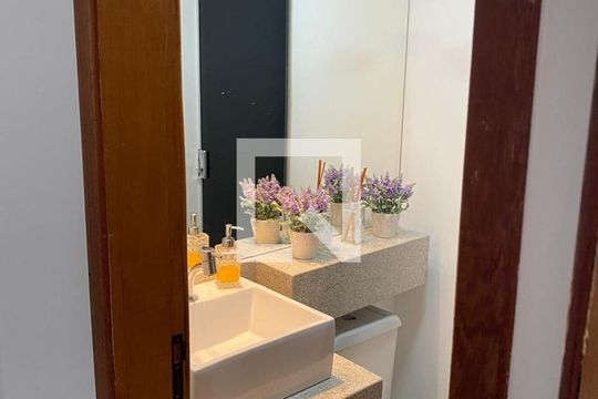 Lavabo de casa à venda com 2 quartos, 100m² em Sapucaias III, Contagem