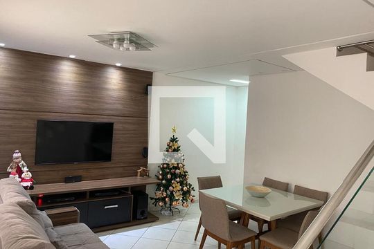 Sala de casa à venda com 2 quartos, 100m² em Sapucaias III, Contagem