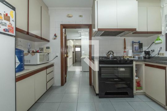 Cozinha de apartamento à venda com 4 quartos, 350m² em Jardim da Saúde, São Paulo