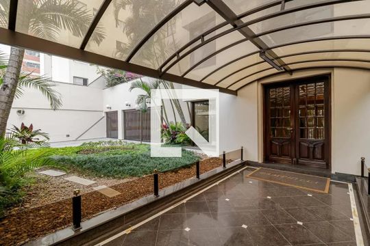 Entrada de apartamento à venda com 4 quartos, 350m² em Jardim da Saúde, São Paulo
