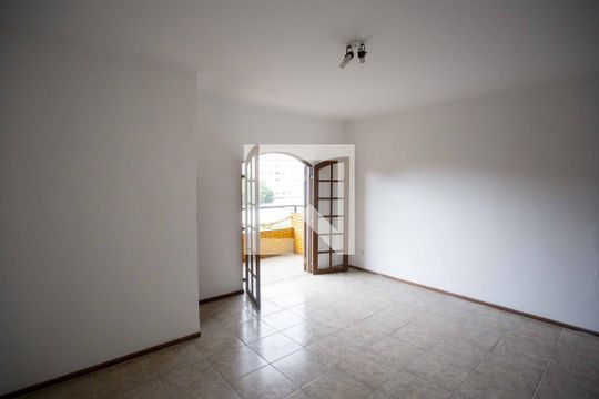 Sala 3 de casa à venda com 4 quartos, 288m² em Centro, Diadema
