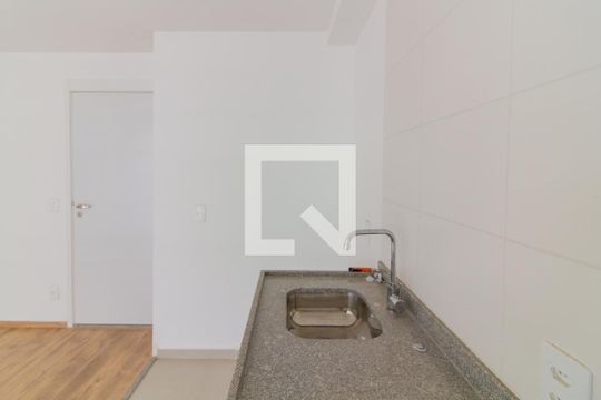 Cozinha de apartamento à venda com 2 quartos, 45m² em Barra Funda, São Paulo