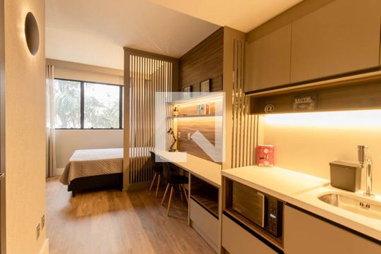 Apartamento para alugar com 1 quarto, 28m² em Rebouças, Curitiba