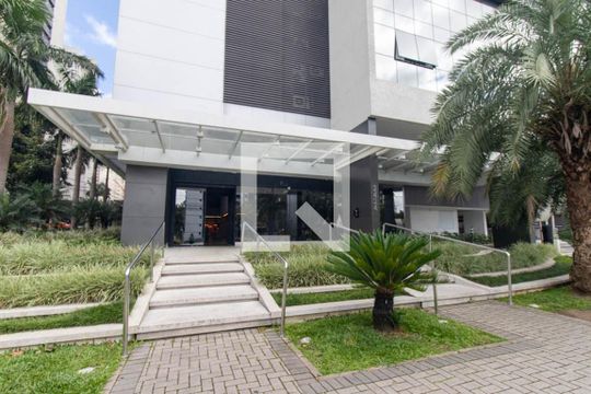 Fachada de apartamento para alugar com 1 quarto, 34m² em Rebouças, Curitiba
