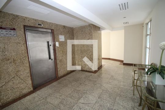 Área comum - Elevadores de apartamento para alugar com 2 quartos, 58m² em Vila da Penha, Rio de Janeiro