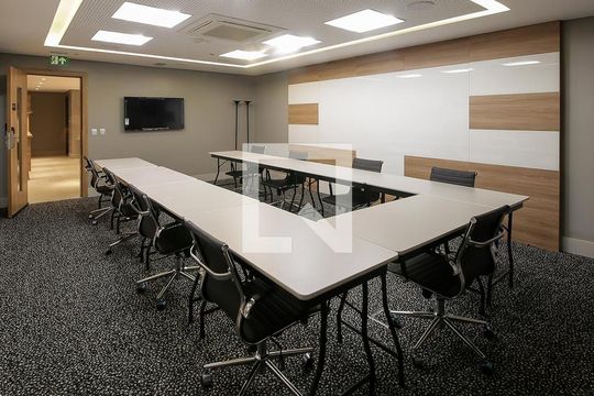Área comum de kitnet/studio para alugar com 1 quarto, 28m² em Rebouças, Curitiba