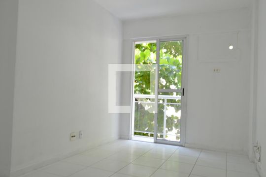 Apartamento à venda com 2 quartos, 60m² em Pechincha, Rio de Janeiro