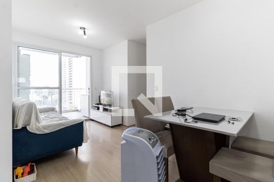 Apartamento à venda com 3 quartos, 66m² em Vila Dom Pedro I, São Paulo
