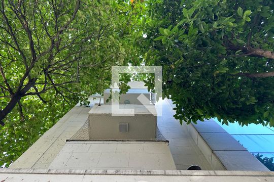 Fachada de apartamento para alugar com 1 quarto, 30m² em Santa Teresa, Rio de Janeiro