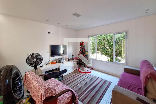 Sala de casa à venda com 3 quartos, 195m² em Engenho do Mato, Niterói