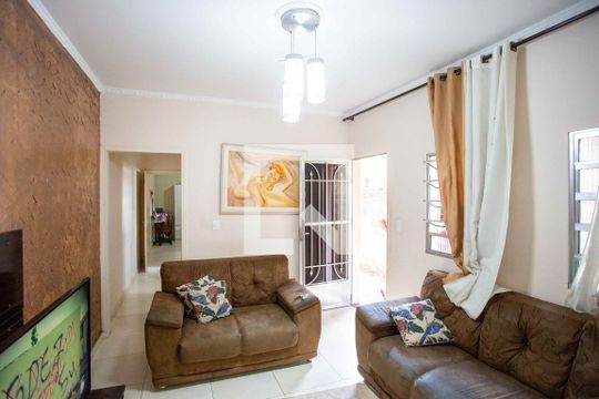 sala Casa 2 de casa à venda com 16 quartos, 250m² em Conceição, Diadema