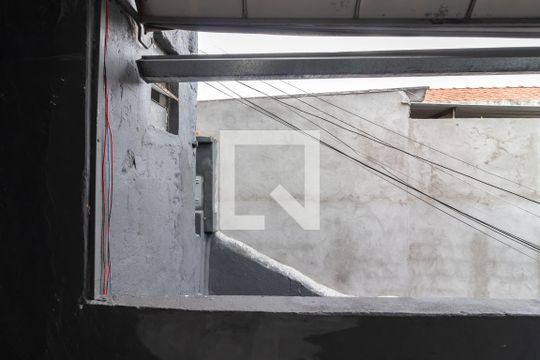 Vista do Quarto de casa para alugar com 1 quarto, 50m² em Vila Roque, São Paulo