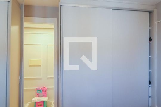 Quarto de apartamento para alugar com 2 quartos, 47m² em São José, São Leopoldo