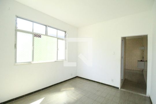 Casa de Condomínio para alugar com 2 quartos, 72m² em Taquara, Rio de Janeiro