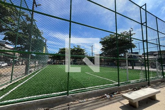 Área comum - Campo de casa de condomínio para alugar com 2 quartos, 72m² em Taquara, Rio de Janeiro