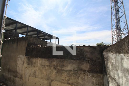 Entrada - Vista de casa de condomínio para alugar com 2 quartos, 72m² em Taquara, Rio de Janeiro