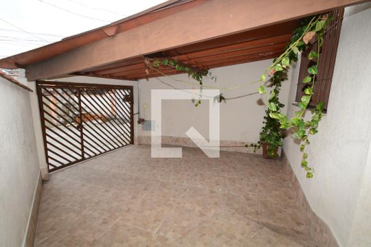 Garagem de casa à venda com 2 quartos, 170m² em Cidade Ademar, São Paulo