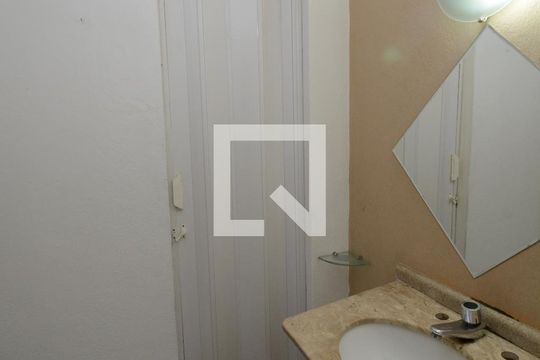 Lavabo de casa à venda com 2 quartos, 170m² em Cidade Ademar, São Paulo