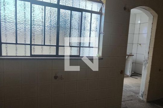 Cozinha de casa à venda com 2 quartos, 120m² em São Joaquim, Contagem