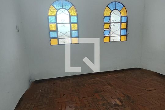 Quarto 1 de casa à venda com 2 quartos, 120m² em São Joaquim, Contagem