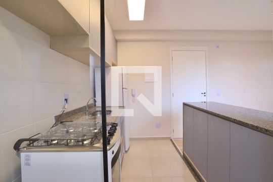 Cozinha de apartamento para alugar com 2 quartos, 55m² em Mooca, São Paulo