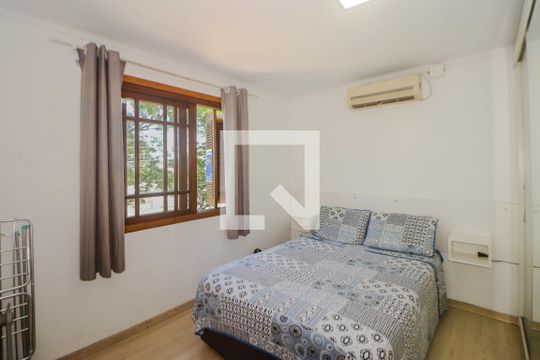 Quarto 2 de apartamento à venda com 2 quartos, 70m² em Jardim Carvalho, Porto Alegre