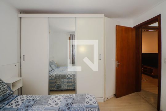 Quarto 2 de apartamento à venda com 2 quartos, 70m² em Jardim Carvalho, Porto Alegre