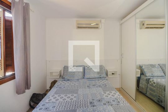 Quarto 2 de apartamento à venda com 2 quartos, 70m² em Jardim Carvalho, Porto Alegre