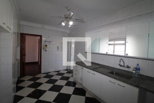Cozinha de apartamento à venda com 3 quartos, 212m² em Santana, São Paulo