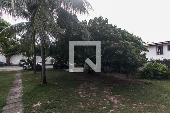 Área Externa de casa de condomínio para alugar com 2 quartos, 80m² em Itapuã, Salvador