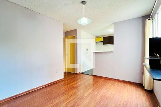 Apartamento para alugar com 2 quartos, 43m² em Água Chata, Guarulhos