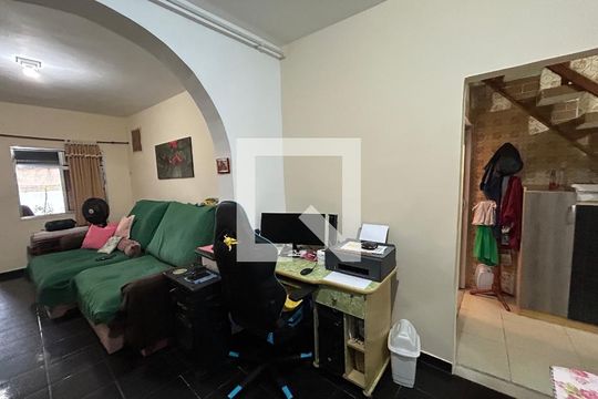 Sala de casa à venda com 2 quartos, 118m² em Vaz Lobo, Rio de Janeiro