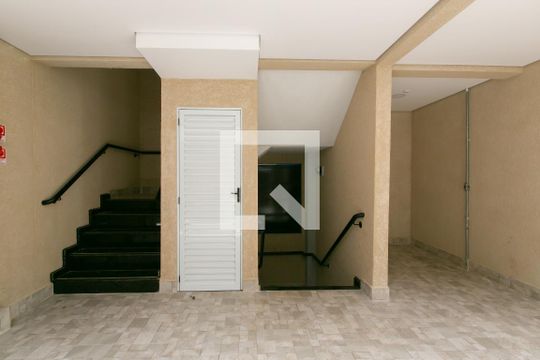 Hall de Entrada de apartamento à venda com 1 quarto, 27m² em Vila Campanela, São Paulo