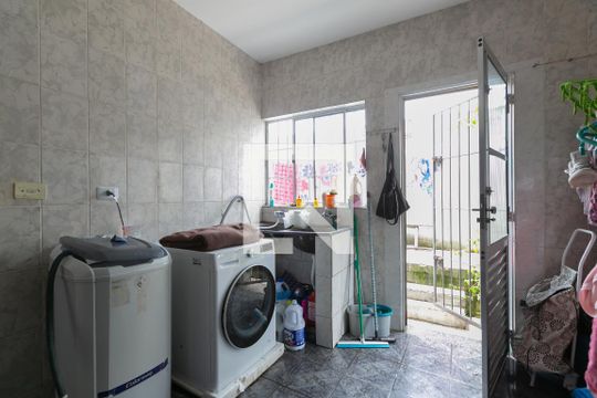Área de Serviço de casa para alugar com 3 quartos, 110m² em Vila Verde, São Paulo