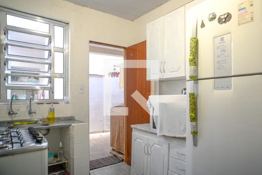 Cozinha de casa à venda com 3 quartos, 140m² em Vila Vera, São Paulo