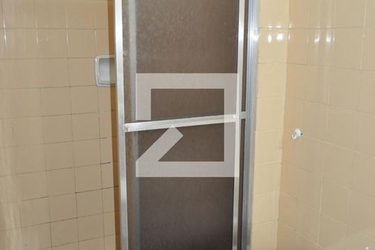 Banheiro de apartamento para alugar com 2 quartos, 75m² em Engenho Novo, Rio de Janeiro