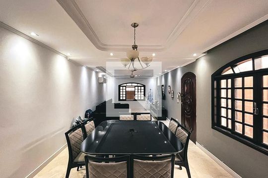Sala de casa para alugar com 3 quartos, 120m² em Rio Pequeno, São Paulo