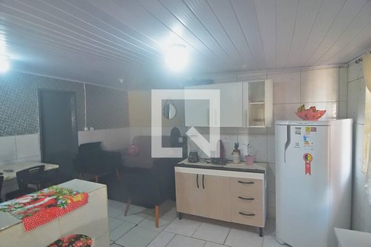Cozinha de casa à venda com 2 quartos, 10m² em Harmonia, Canoas