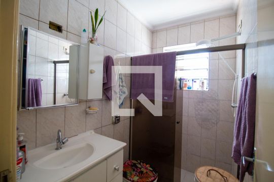 Banheiro do Quarto 1 de casa à venda com 3 quartos, 135m² em Vila Polopoli, São Paulo